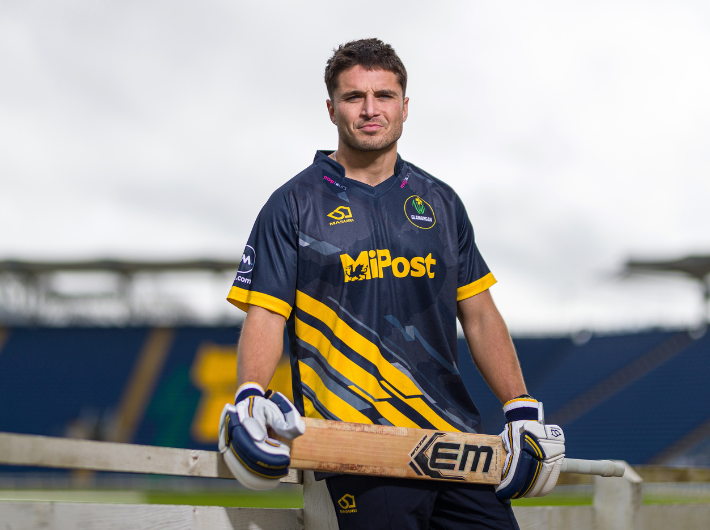 Kiran Carlson extends contract with Glamorgan Cricket until the end of 2026