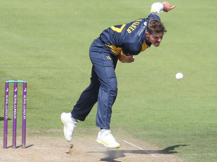 Roman Walker leaves Glamorgan