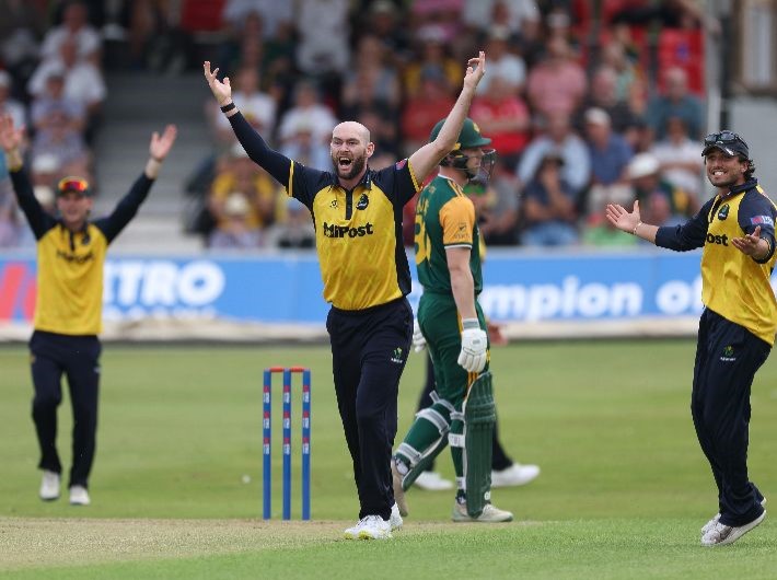 Glamorgan Beat Notts Outlaws in Metro Bank One-Day Cup