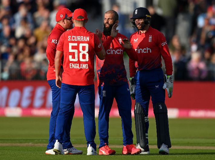 England record big win in first IT20
