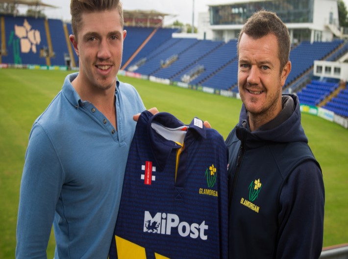 Kettleborough signs for Glamorgan