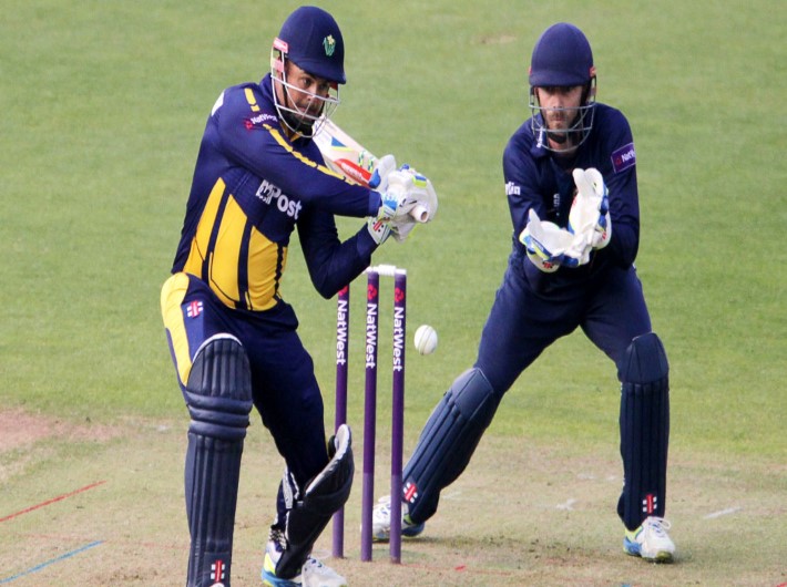 Glamorgan Set for Daunting Essex Experience