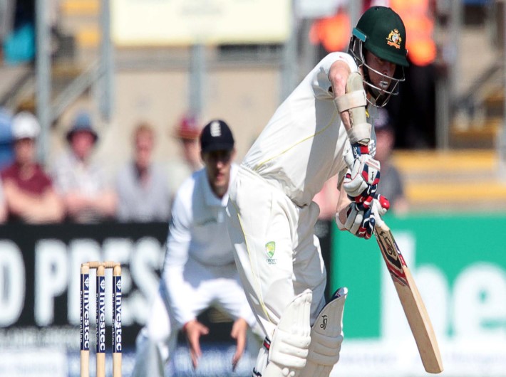 Aussies still in contest after Rogers knock