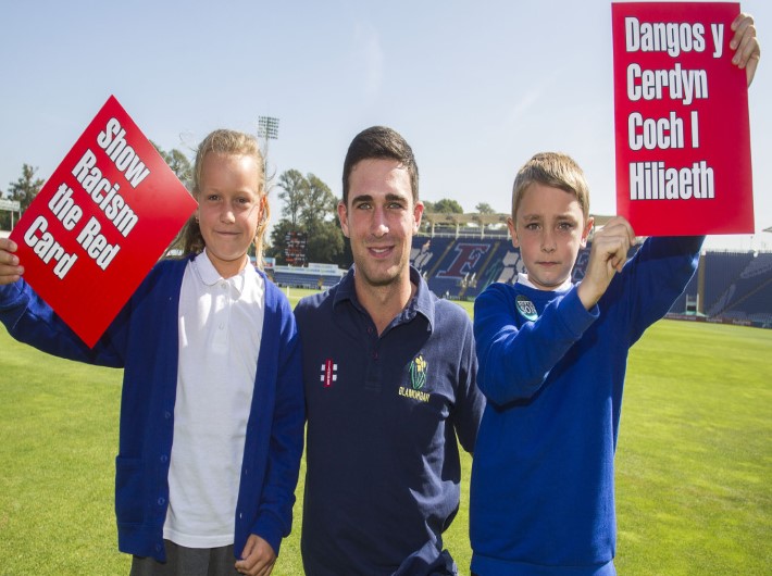 Barry Island Pupils Help Show Racism the Red Card