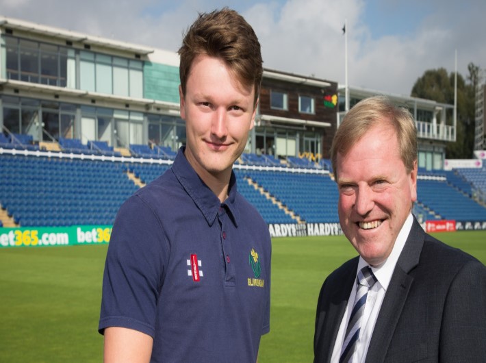 Young Welsh Talent Commit to Glamorgan