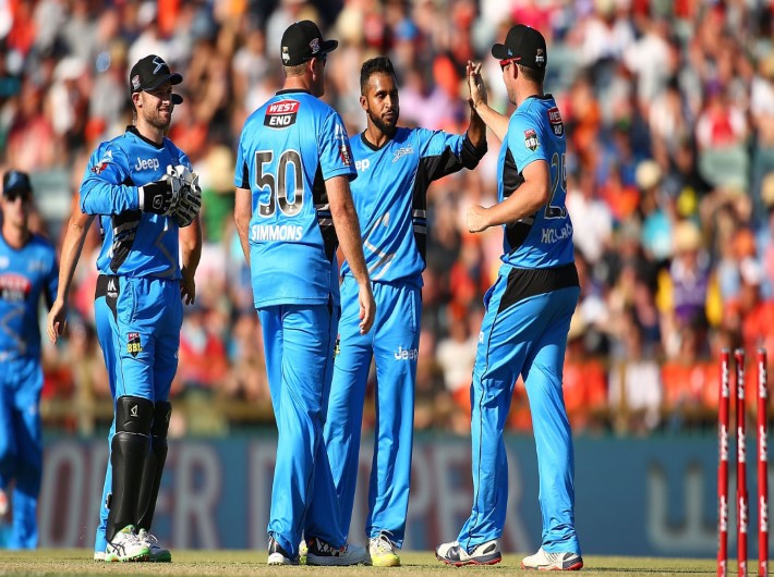 England and Yorkshire Vikings duo battle it out in the Big Bash League