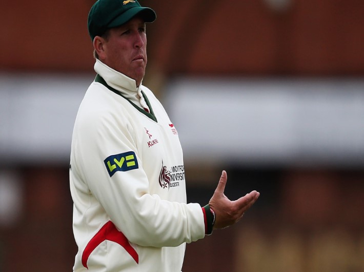 Leicestershire are 202/1 replying to Glamorgan