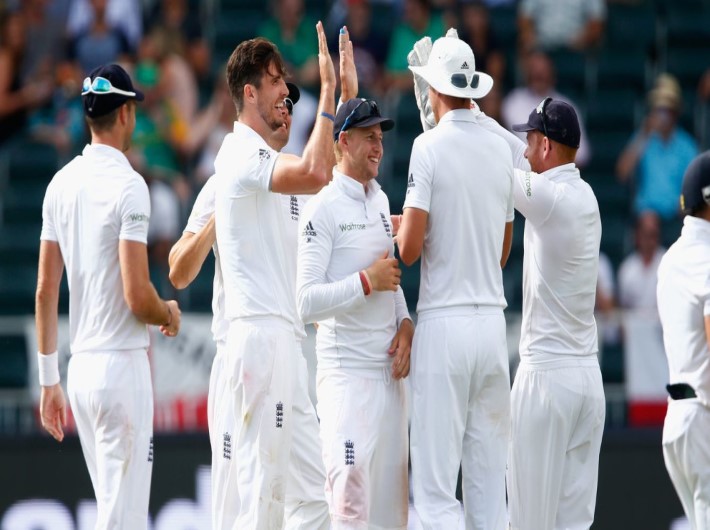 England chip away at Proteas