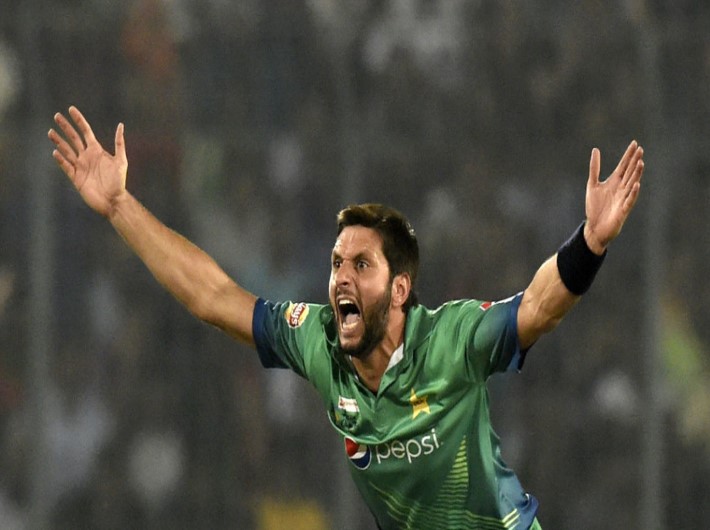 Afridi inspires Pakistan to victory