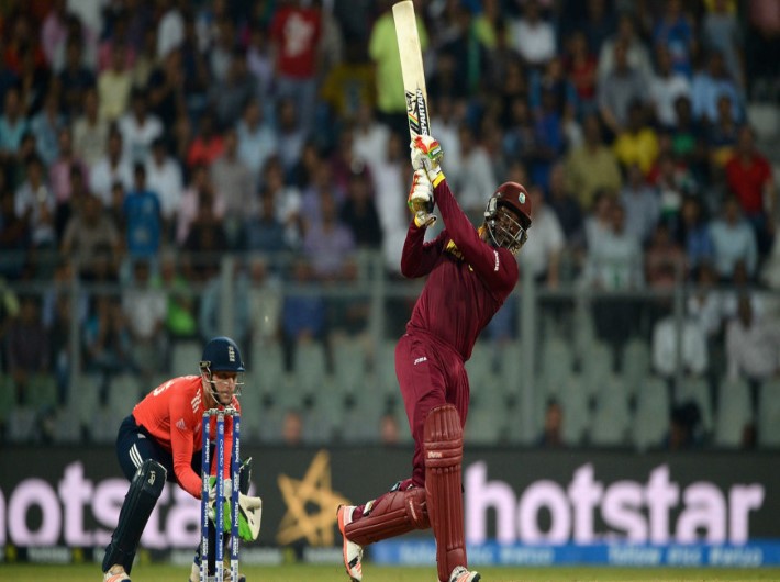 Gayle forces the issue in Mumbai