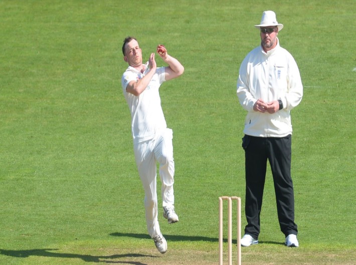 Glamorgan v Somerset - Day One Report