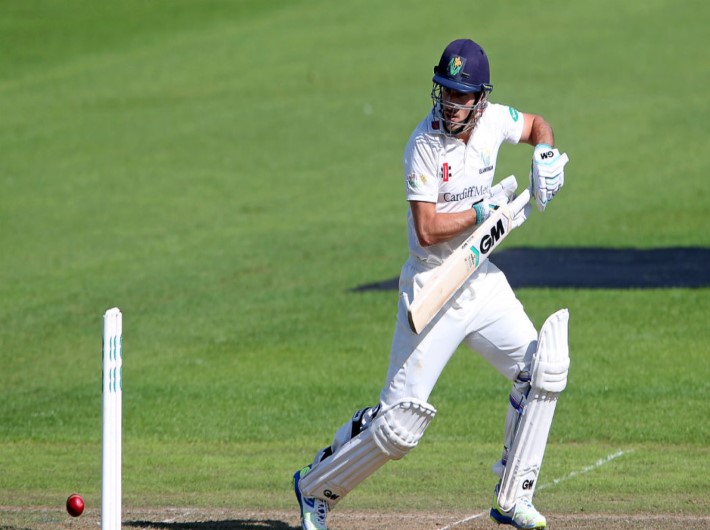 Glamorgan are dismissed by Essex for 260