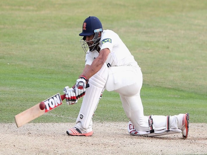 Bopara Credits Glamorgan Bowlers