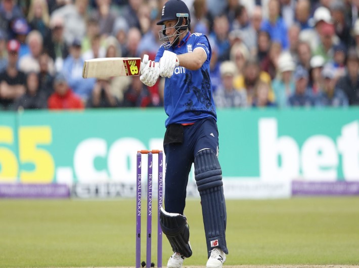 Root Lauds Maturity Of Englands New Guard