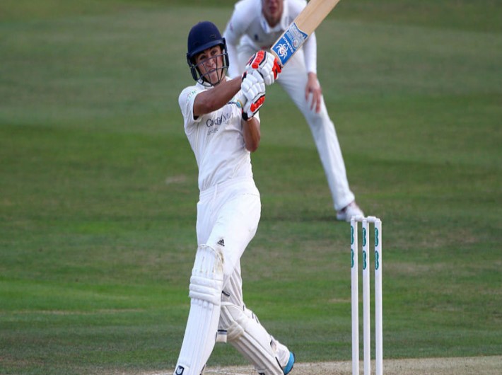 Carlson (101*) leads the Glamorgan fightback at Chelmsford