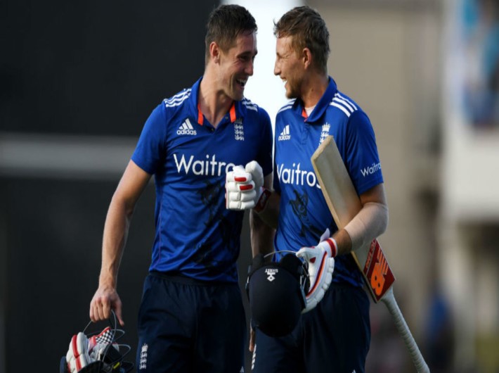 England Earn Series Win