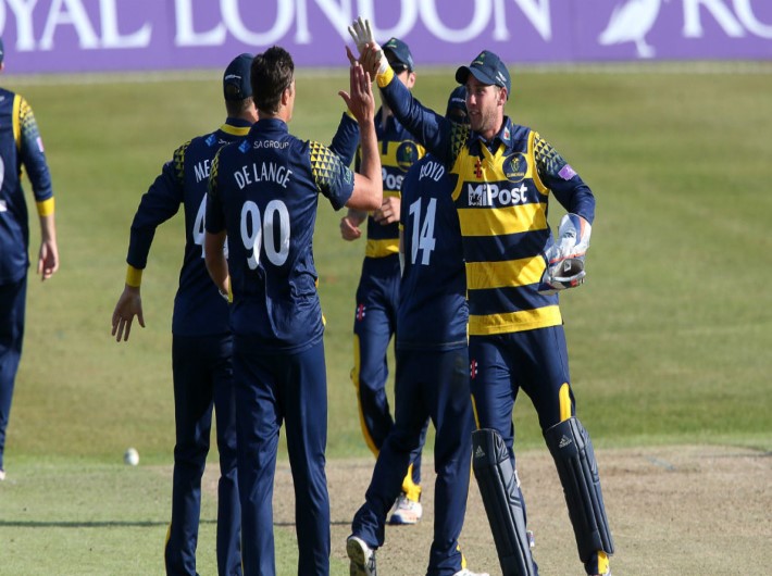 Runs galore at St. Helen’s as Glamorgan win another thriller