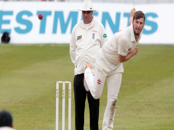 Glamorgan need 286 to win at Derby