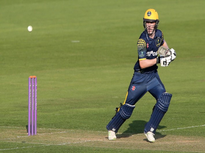 Denlys unbeaten 150 guides Kent to victory