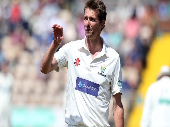 Glamorgan turn their attention back to the Specsavers County Championship