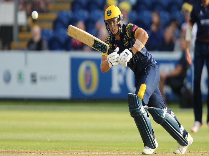 Meschede extends contract with Glamorgan