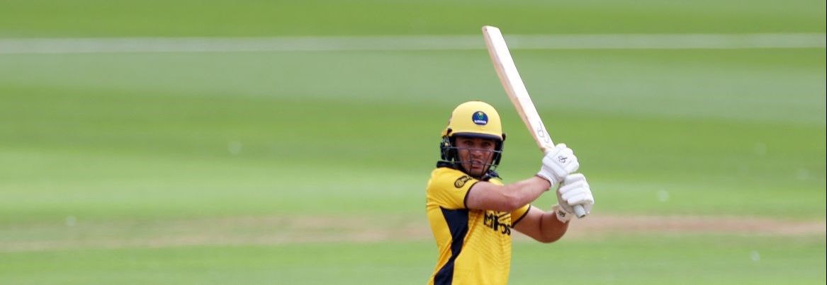 Glamorgan host Warwickshire at The Gnoll